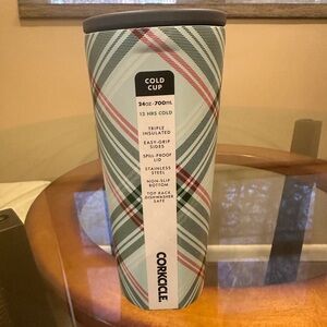 CORKCICLE NWT 24oz Cold Cup
